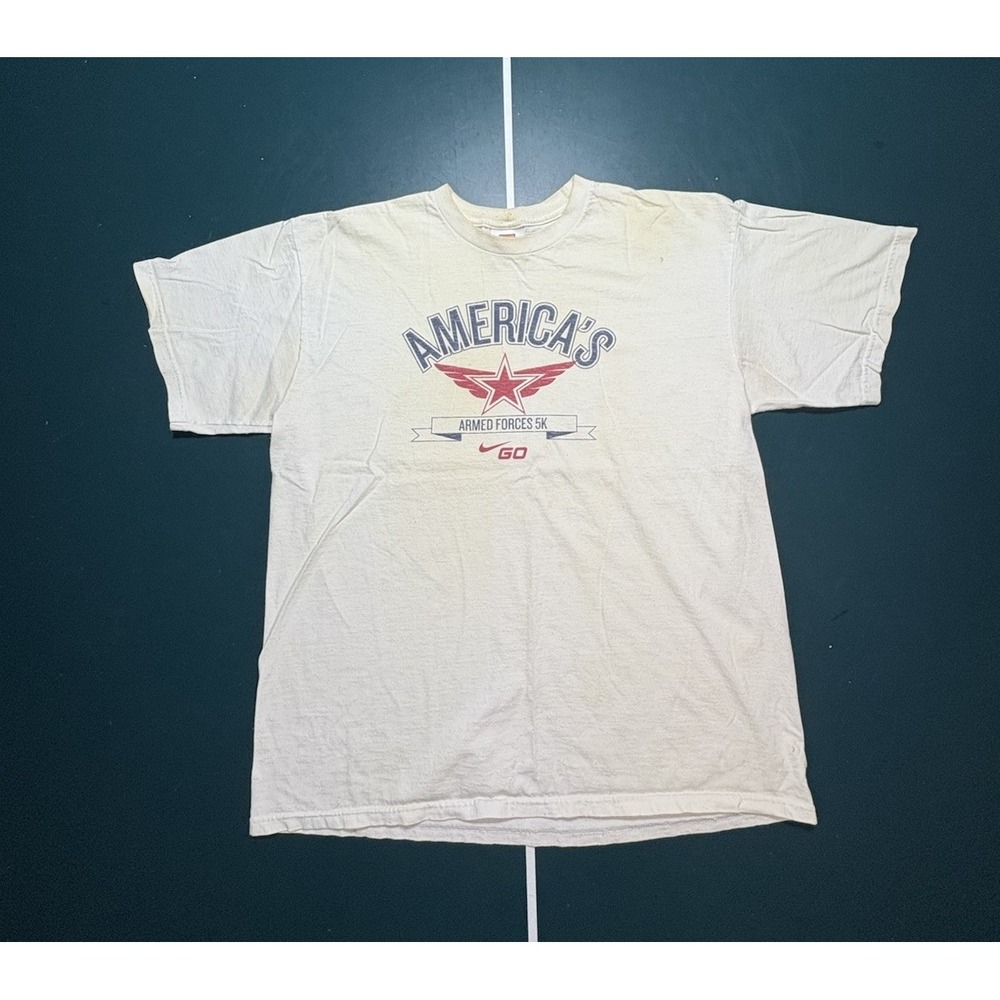 Vintage Nike Armed Forces T Shirt Size Large Armed Forces 5K White USA yellowed*